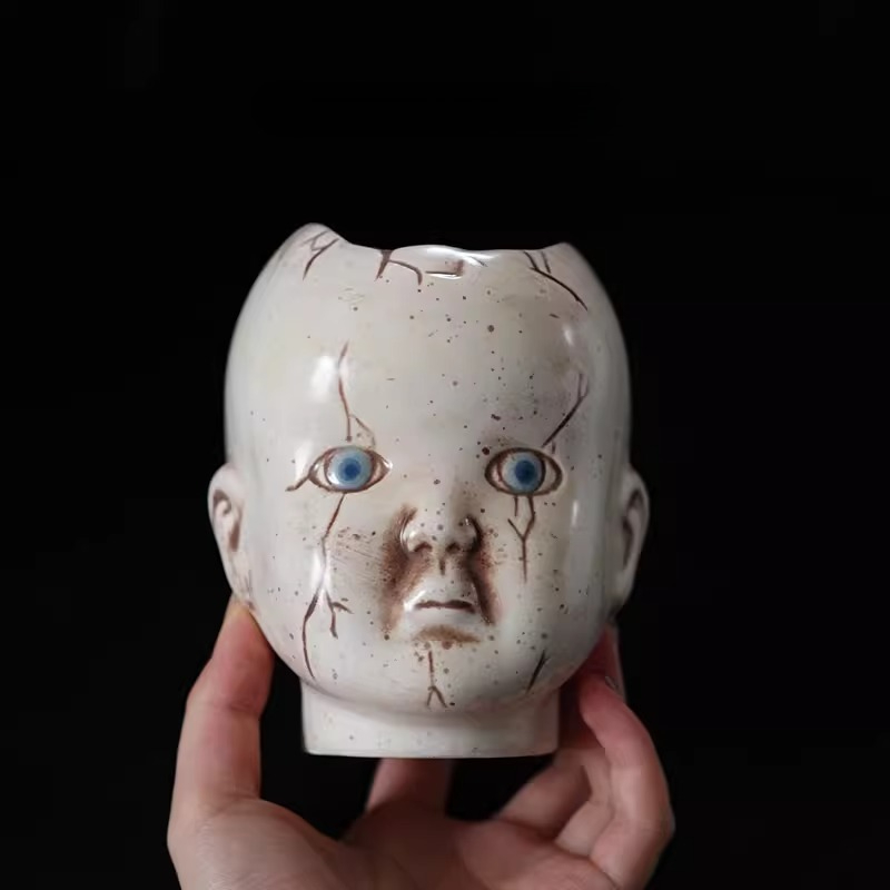 Horror themed doll head cerami - Tablet Reading Accessories บทวิจารณ์และราคา